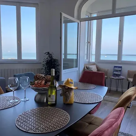 G9325 Apartment *