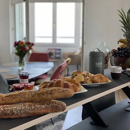 Apartment G9325